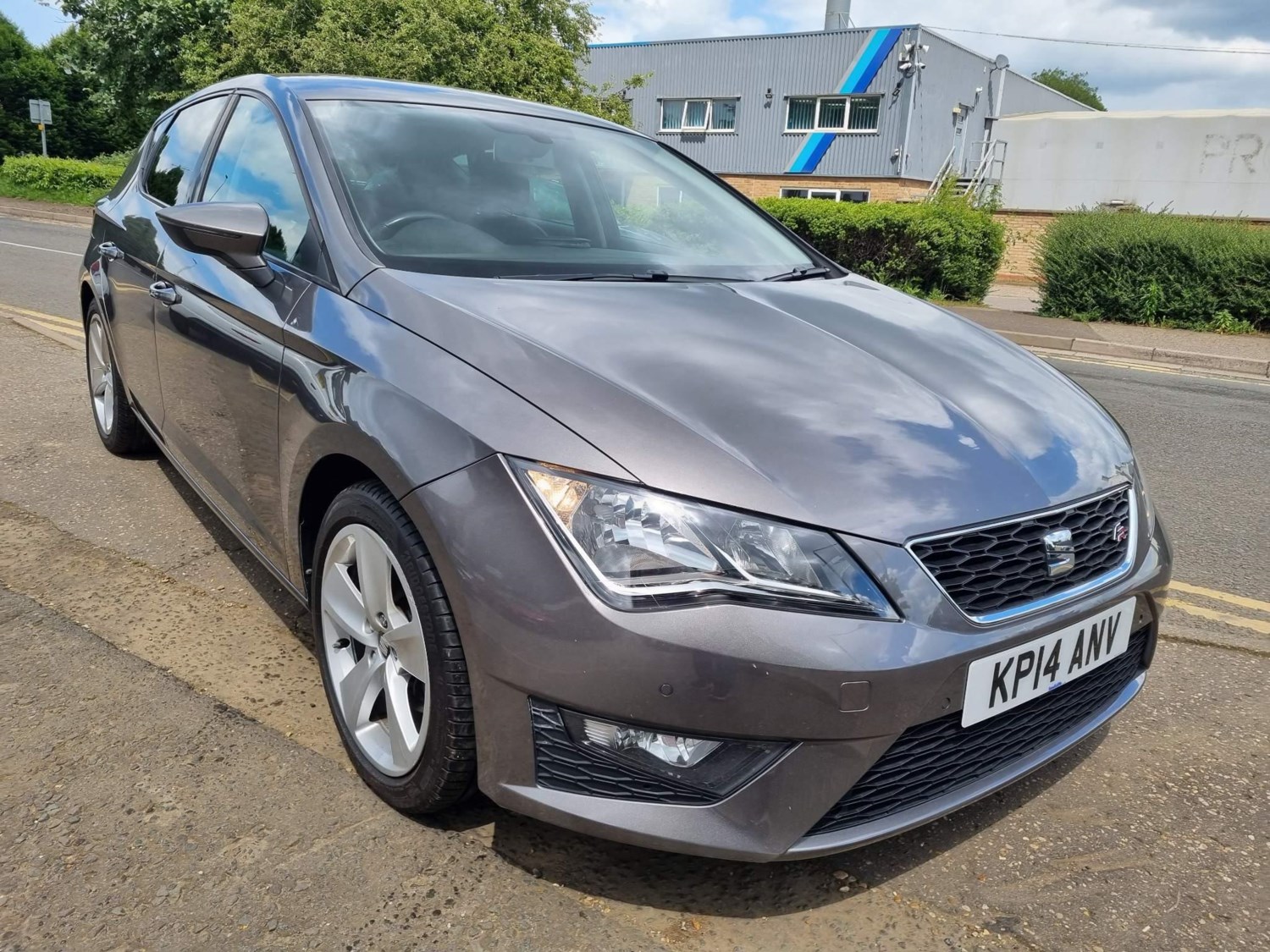 SEAT Leon Listing Image