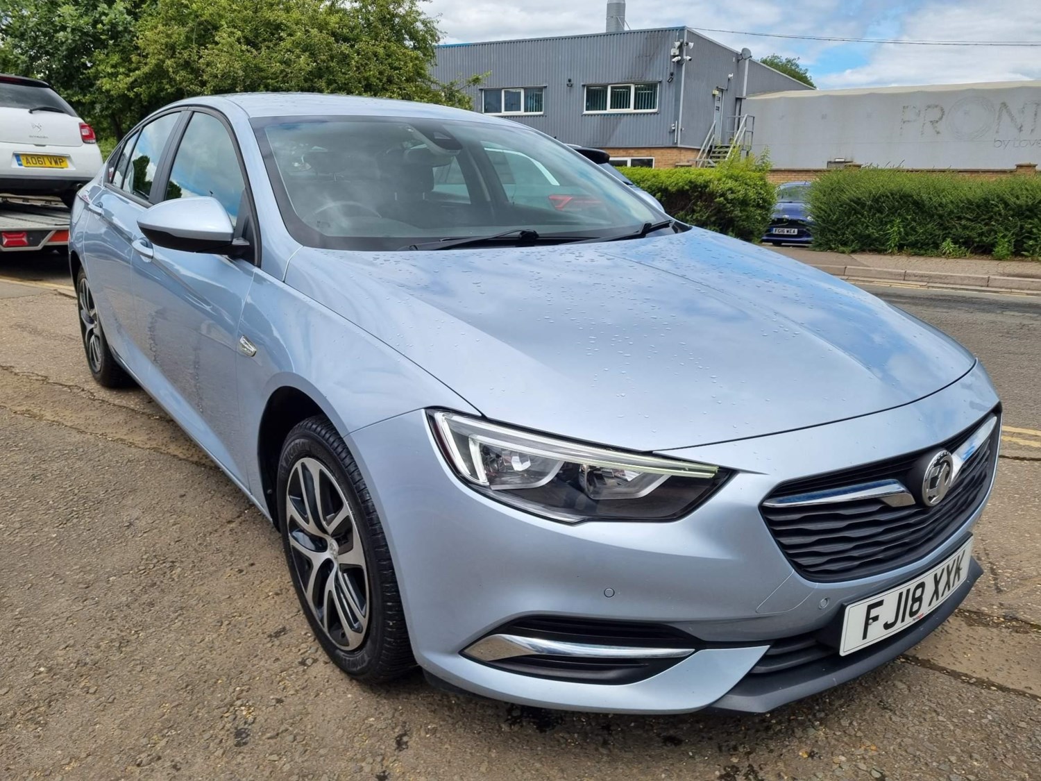 Vauxhall Insignia Listing Image