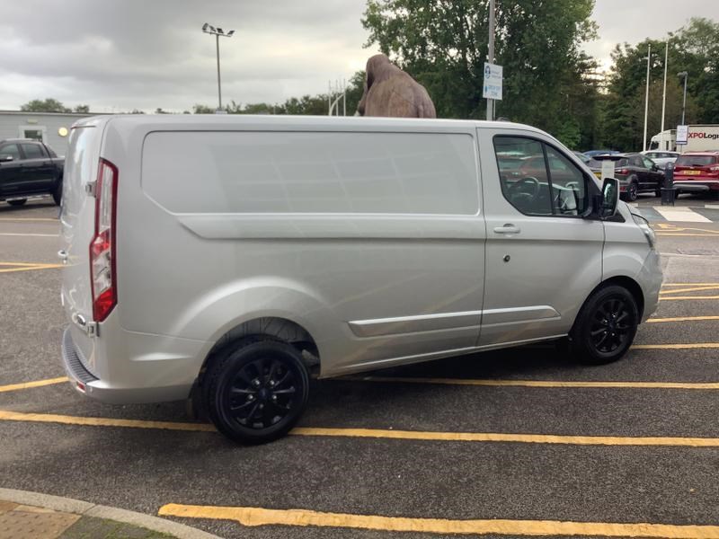 Ford Transit Custom Listing Image