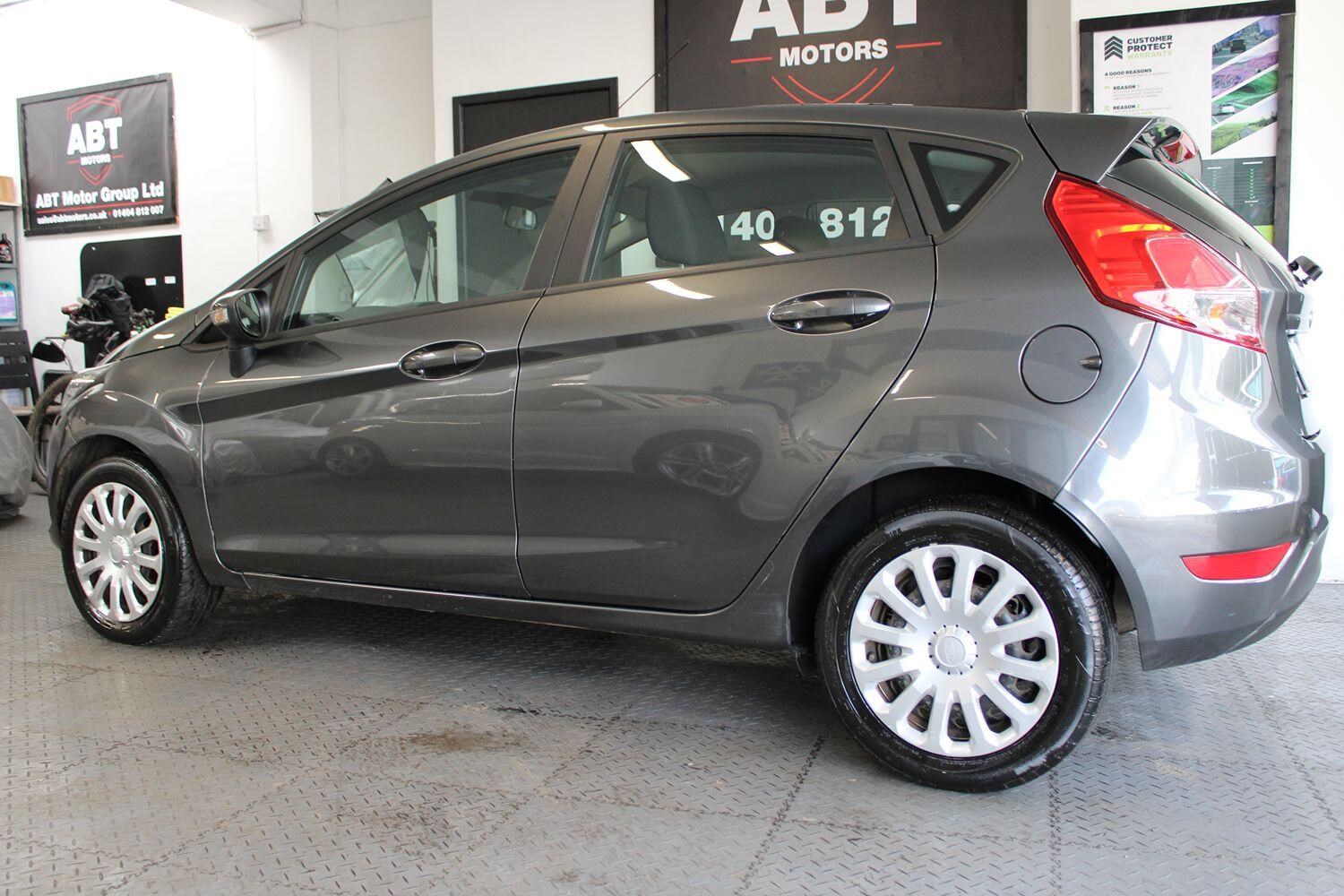 Ford Fiesta Listing Image