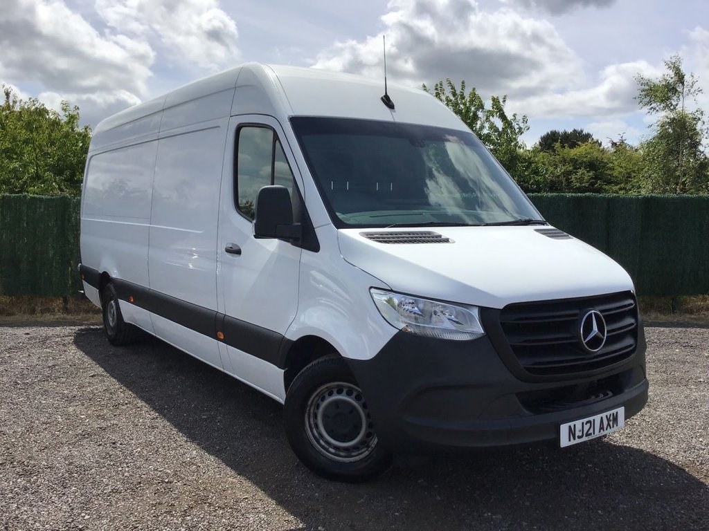 Mercedes-Benz Sprinter Listing Image