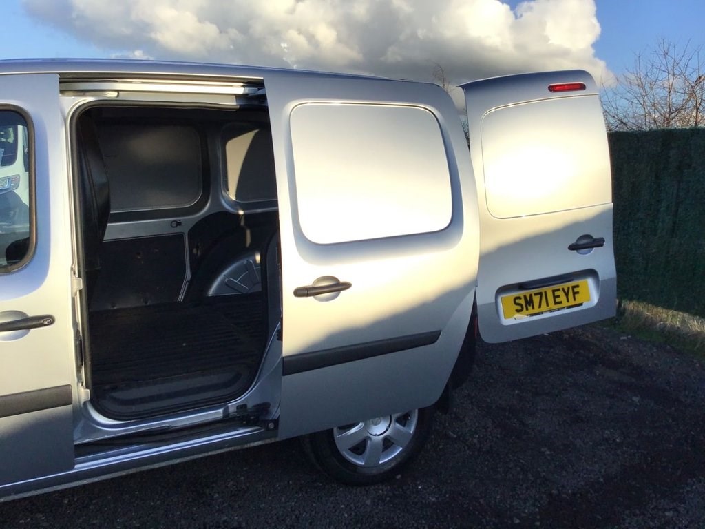 Nissan NV250 Listing Image