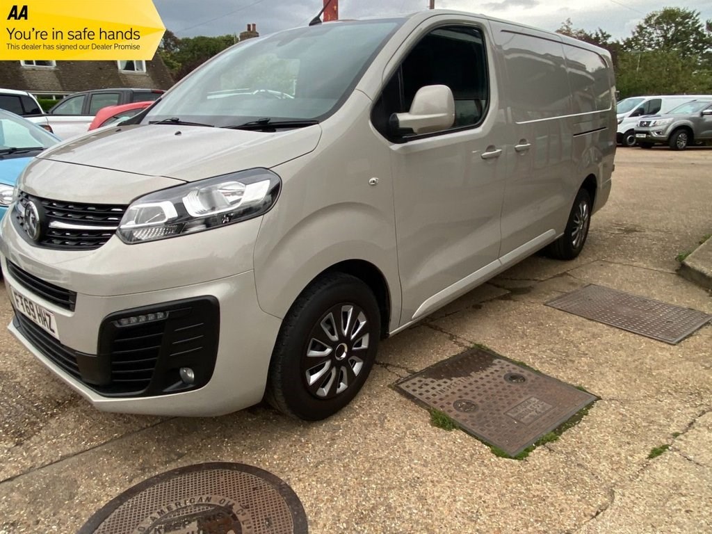 Vauxhall Vivaro Listing Image