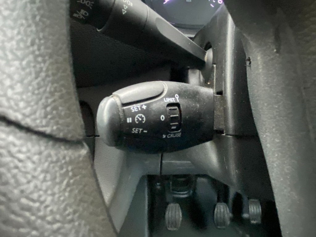 Vauxhall Vivaro Listing Image