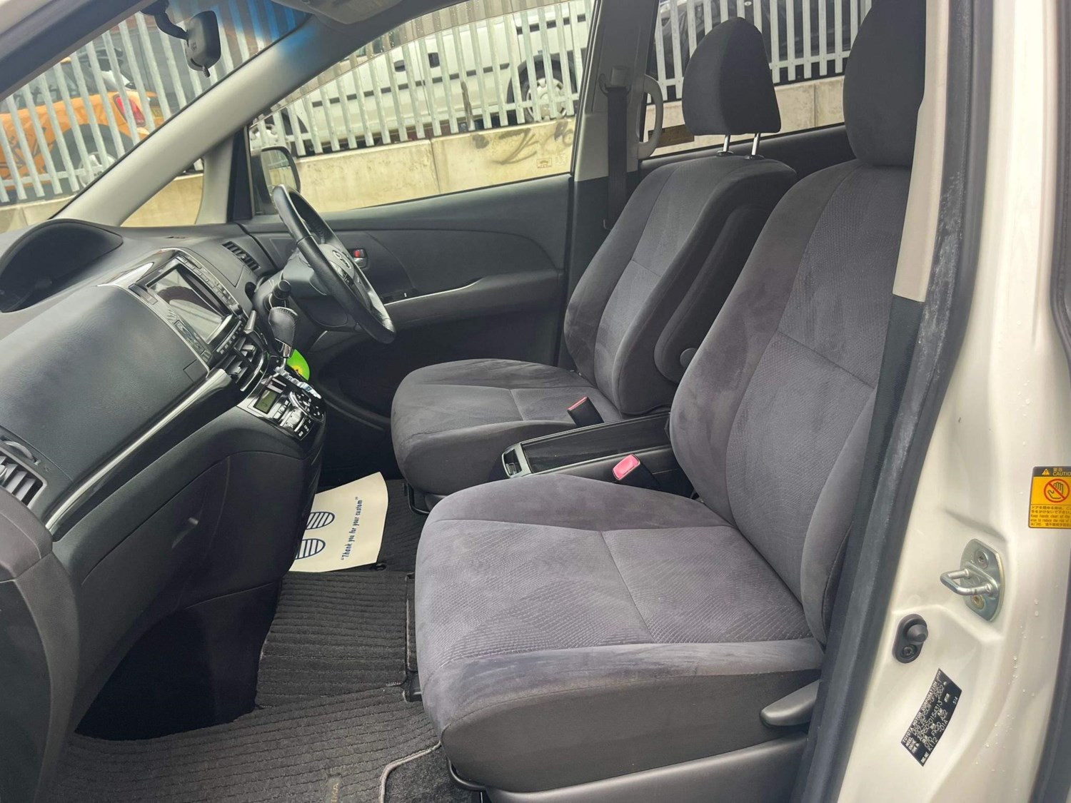 Toyota Estima Listing Image