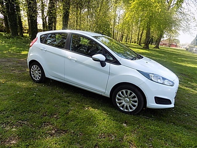 Ford Fiesta Listing Image