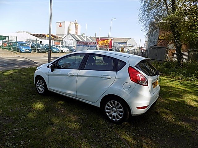 Ford Fiesta Listing Image