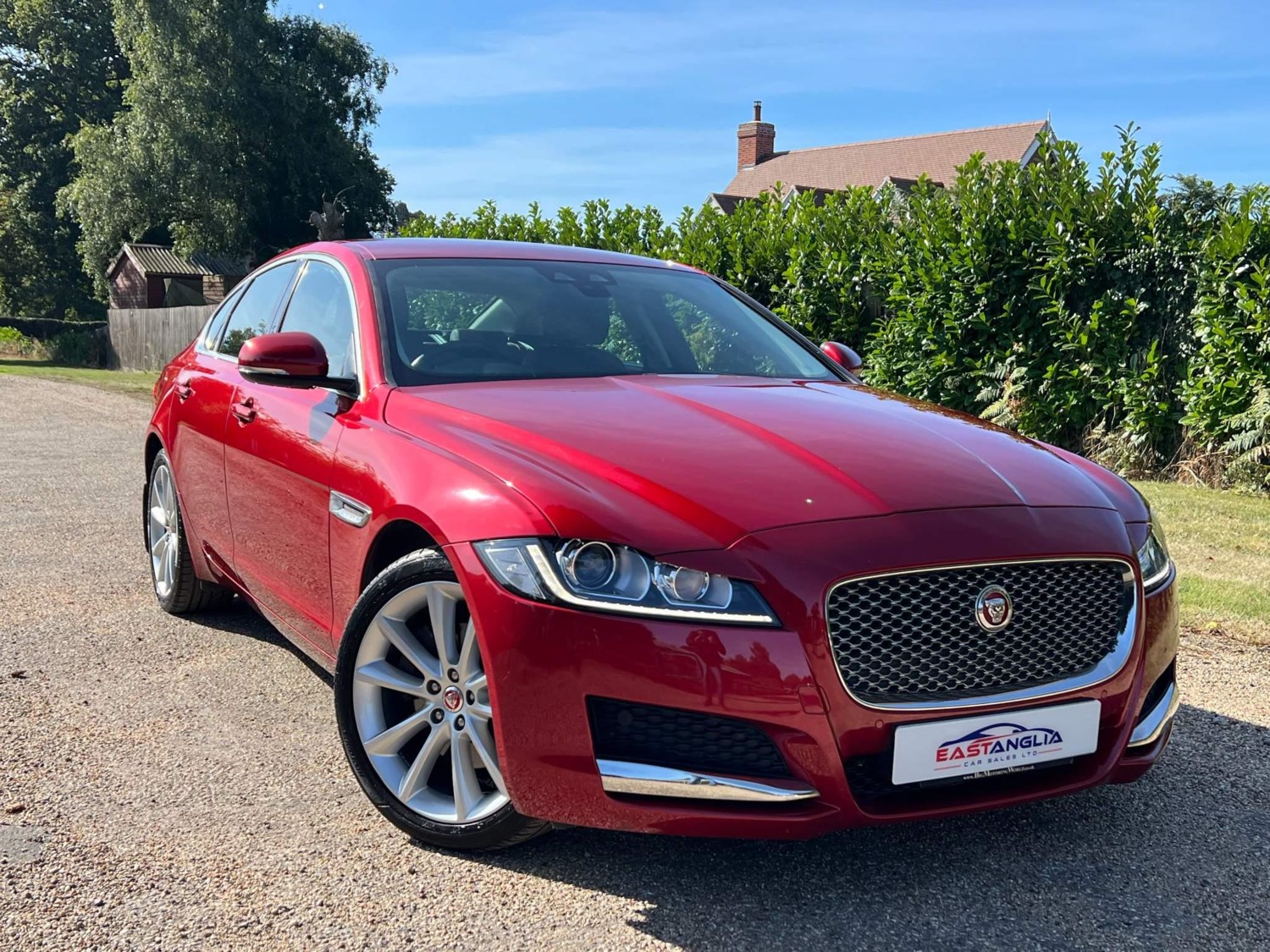 Jaguar XF Listing Image