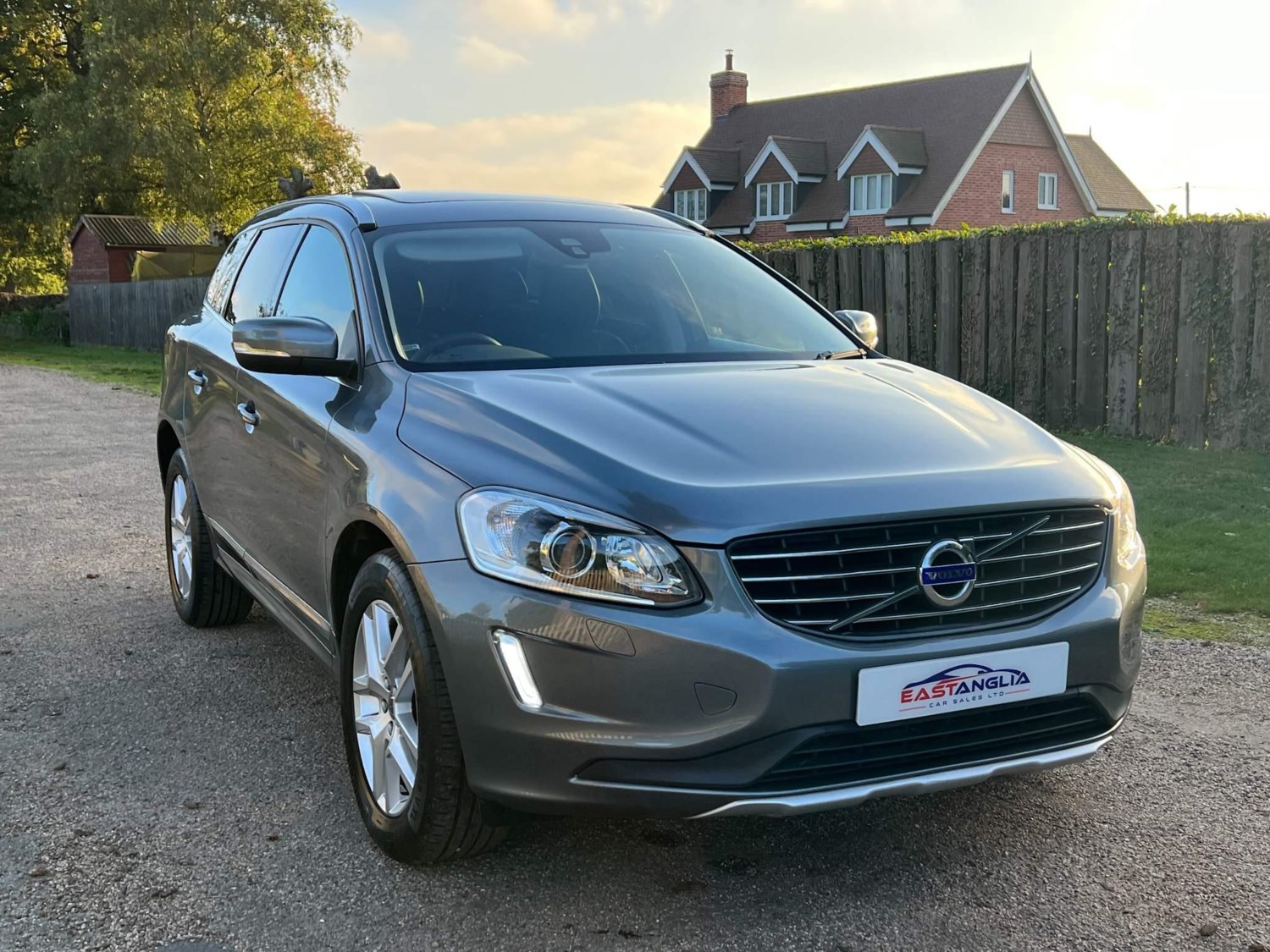 Volvo XC60 Listing Image