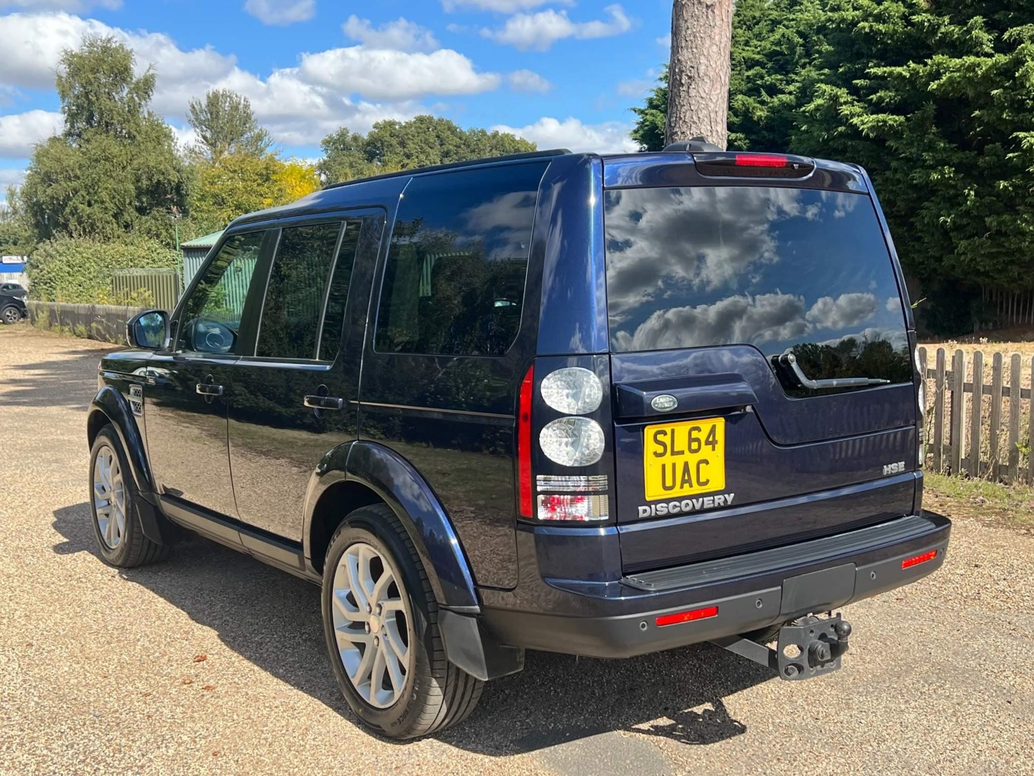 Land Rover Discovery 4 Listing Image