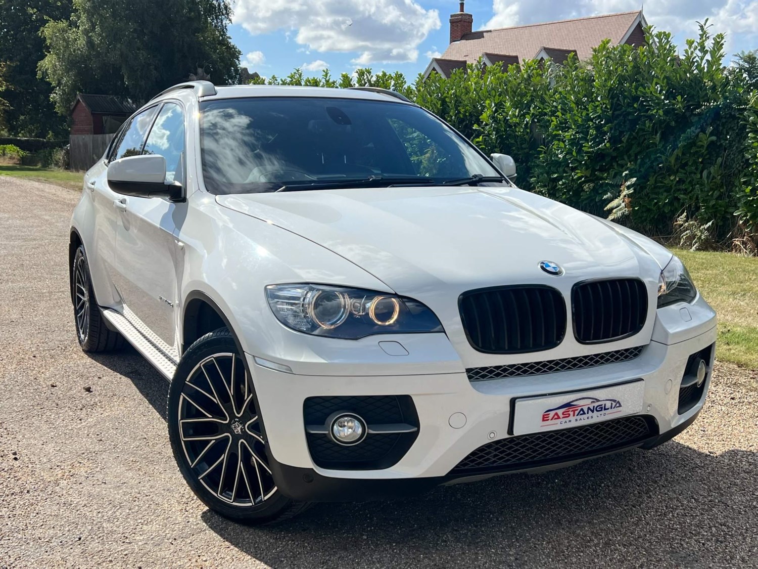 BMW X6 Listing Image