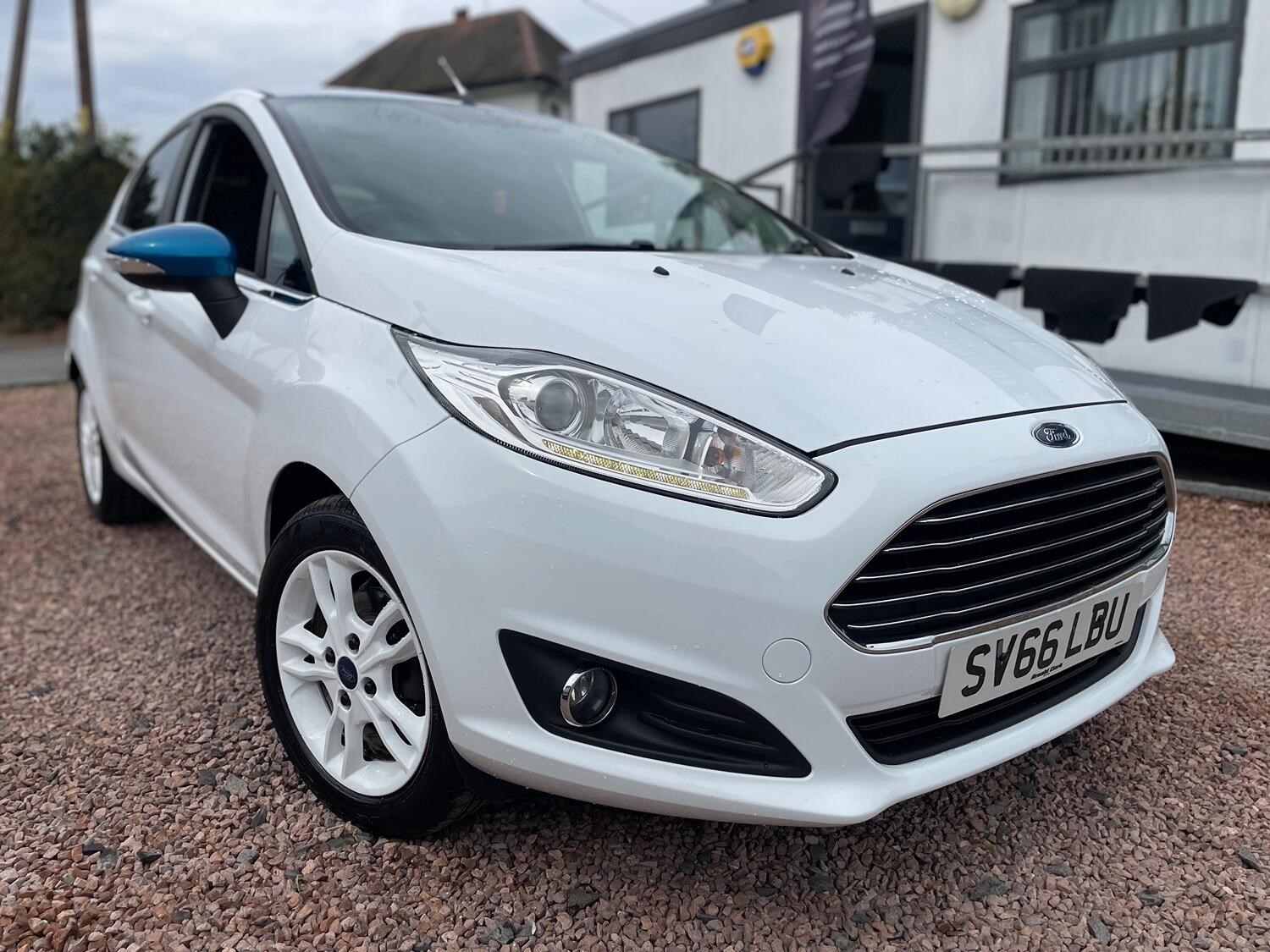 Ford Fiesta Listing Image