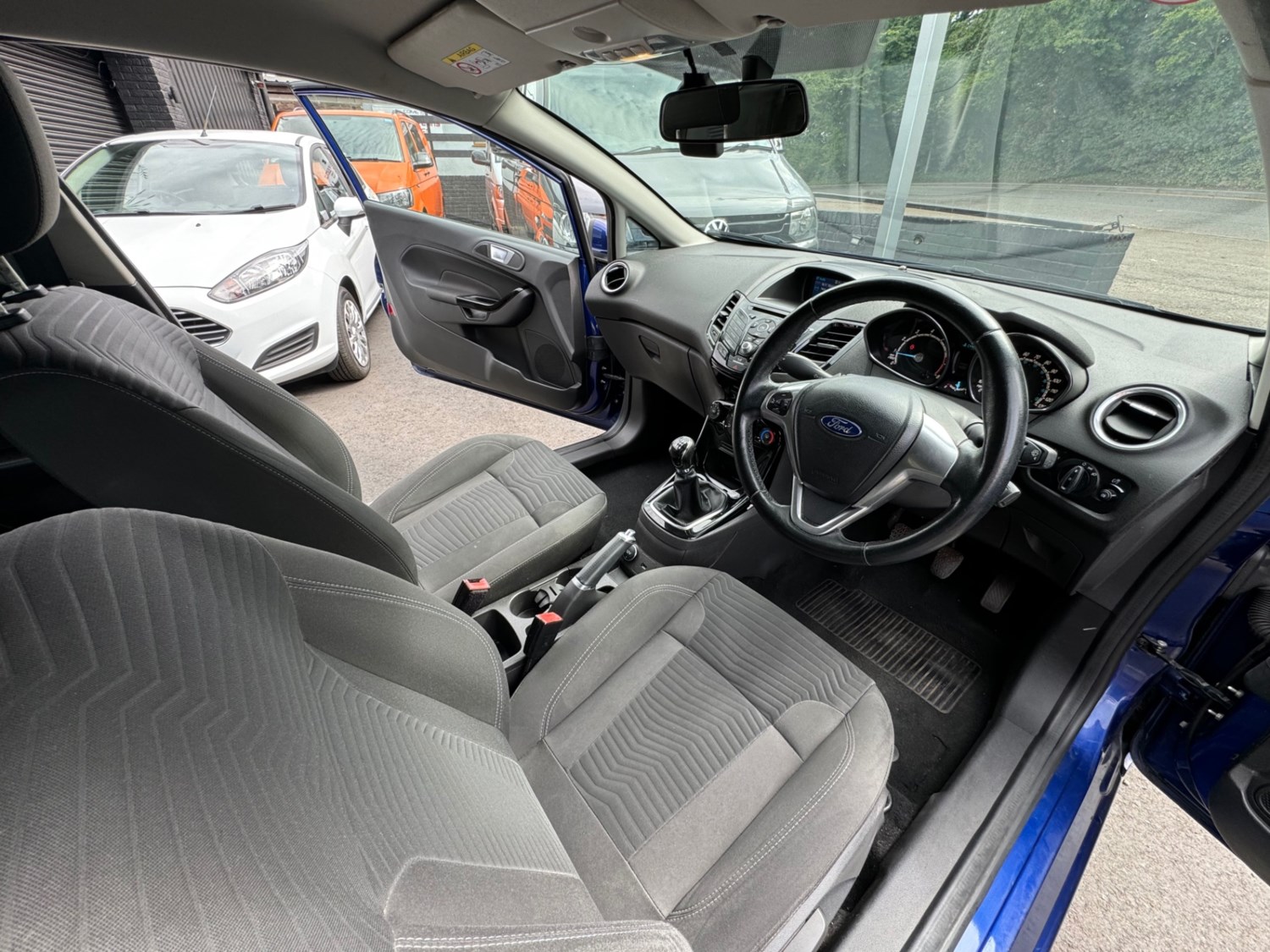 Ford Fiesta Listing Image