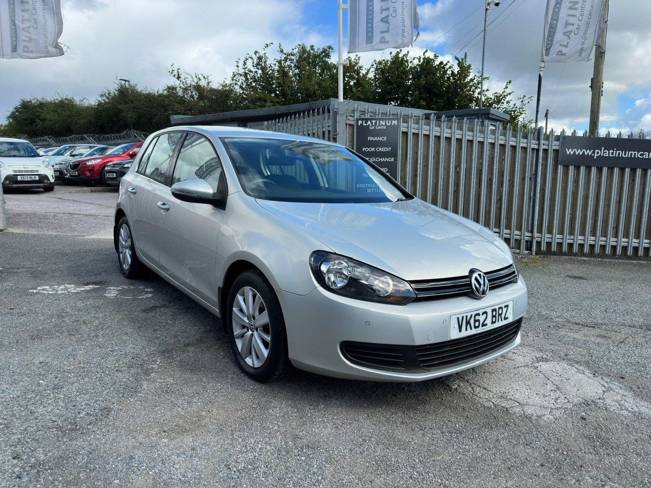 Volkswagen Golf Listing Image