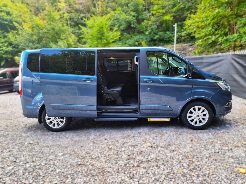 Ford Tourneo Custom Listing Image