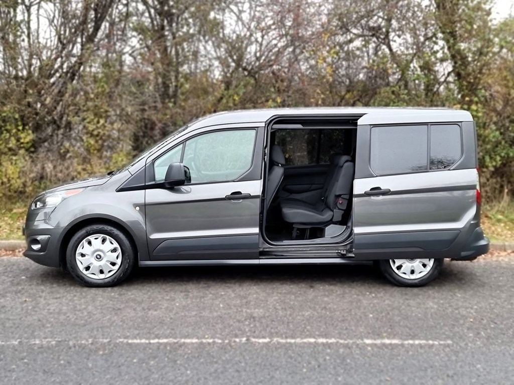 Ford Grand Tourneo Connect Listing Image