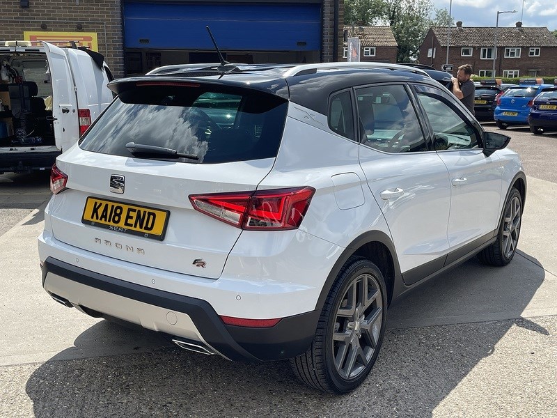 SEAT Arona Listing Image