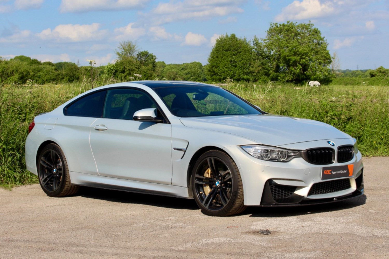 BMW M4 Listing Image