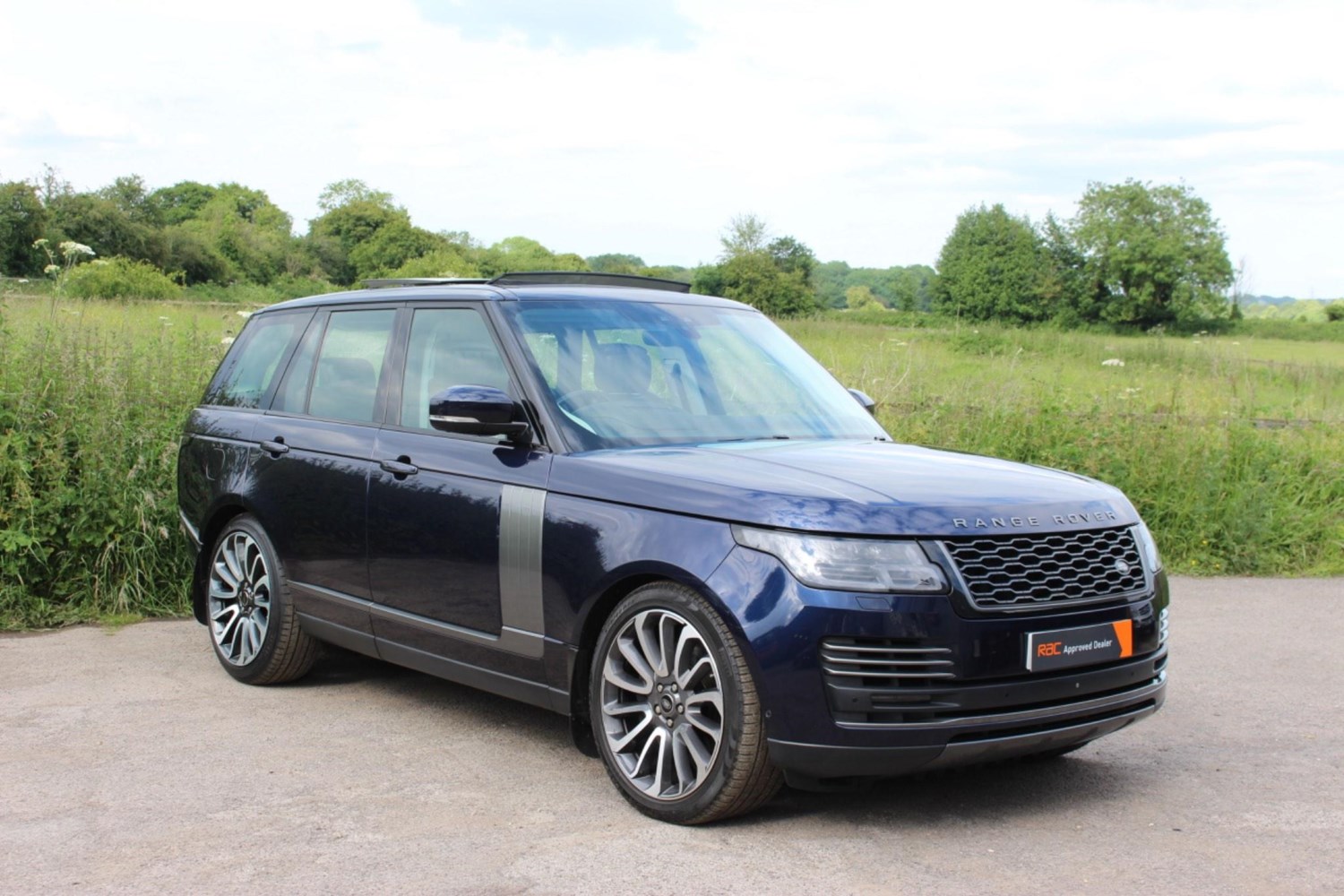 Land Rover Range Rover Listing Image