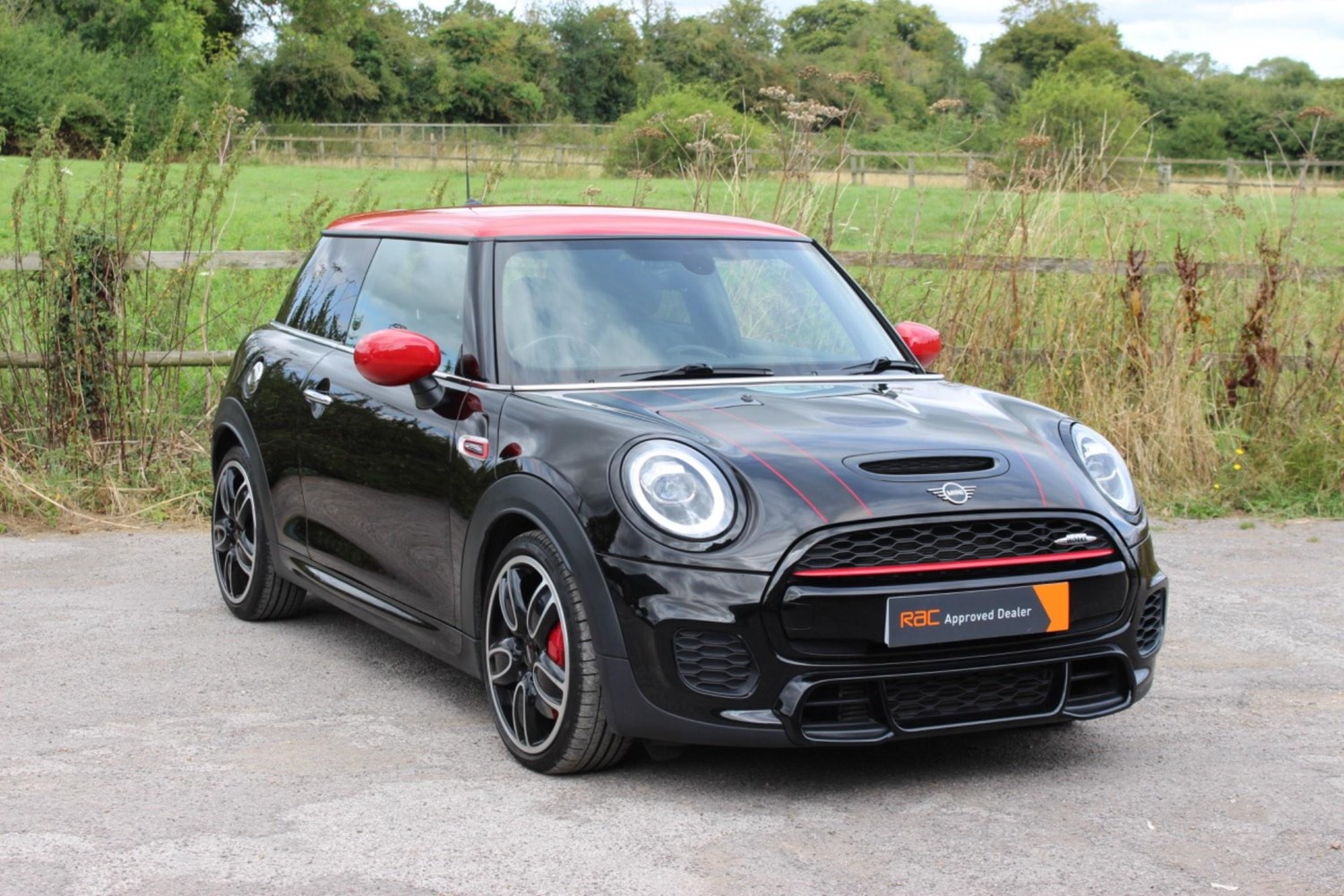 MINI Hatch Listing Image