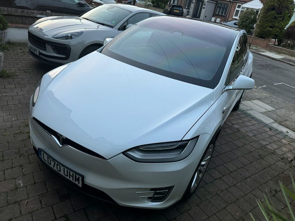 Tesla Model X Listing Image