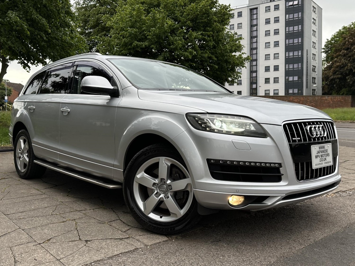 Audi Q7 Listing Image