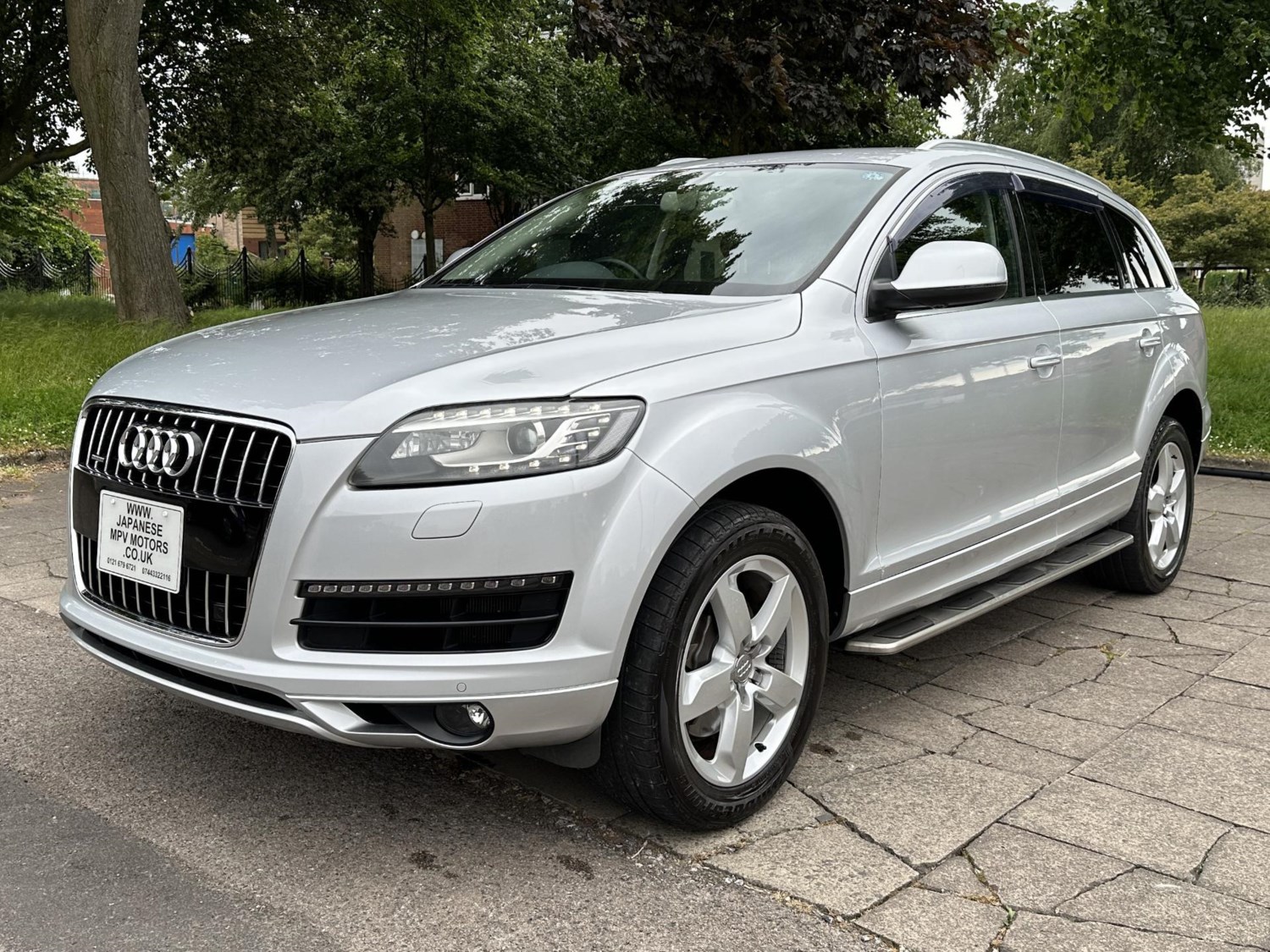 Audi Q7 Listing Image