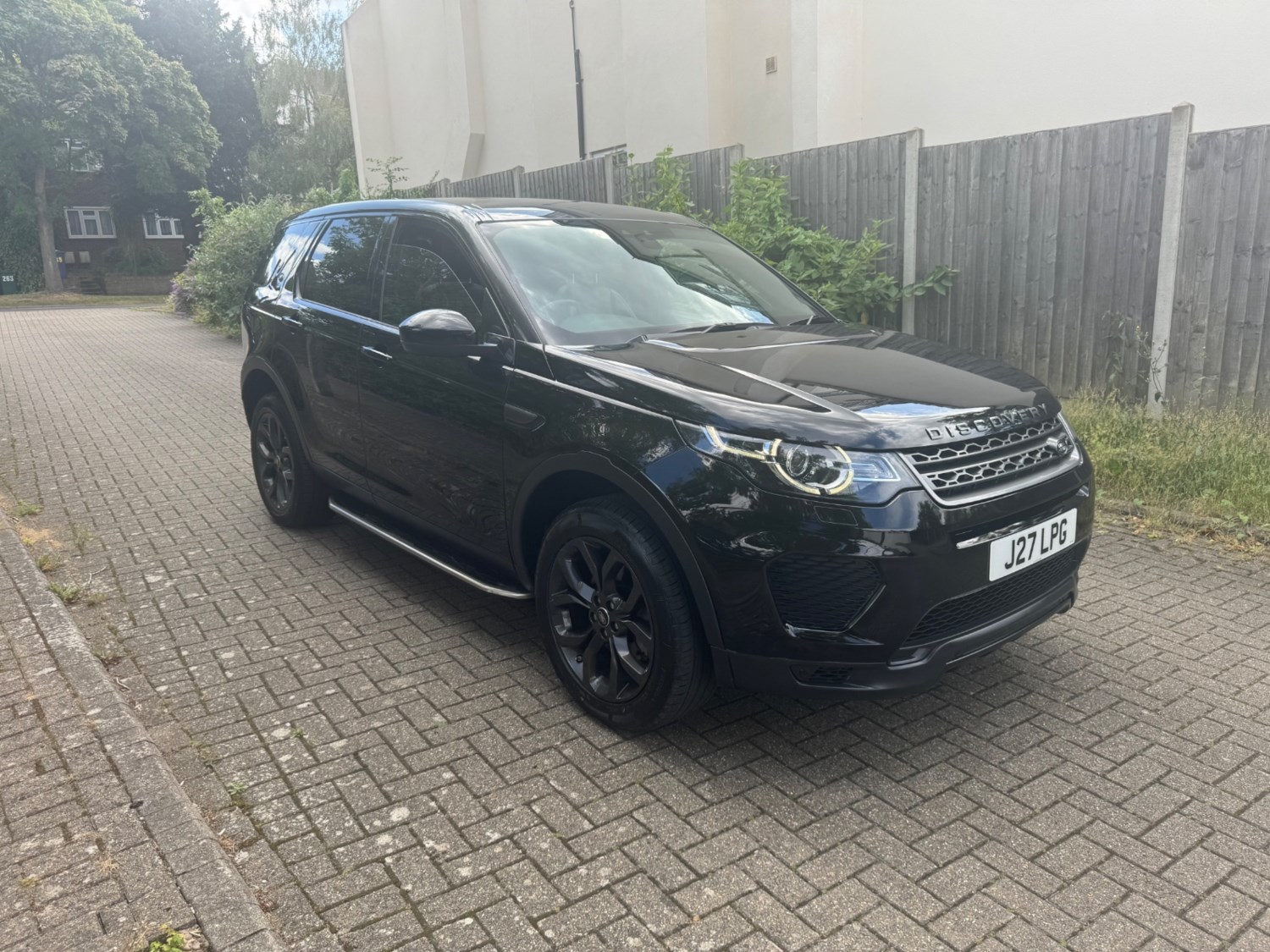 Land Rover Discovery Sport Listing Image