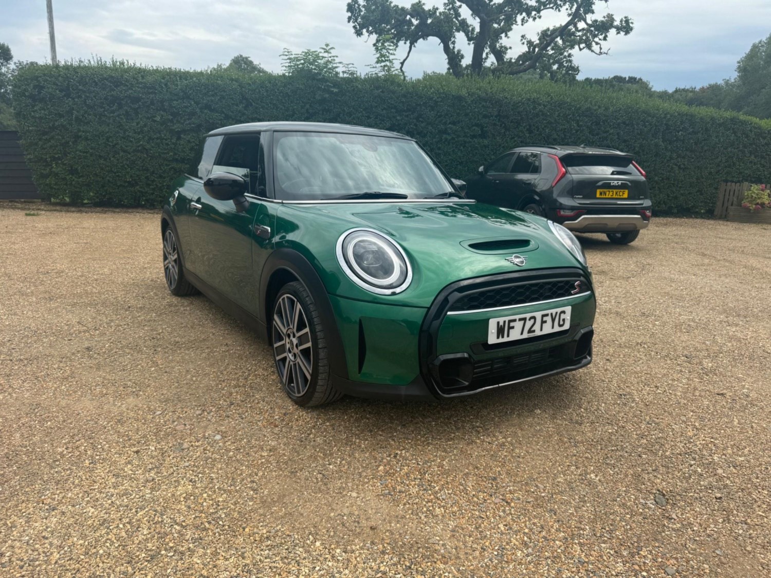 MINI Hatch Listing Image