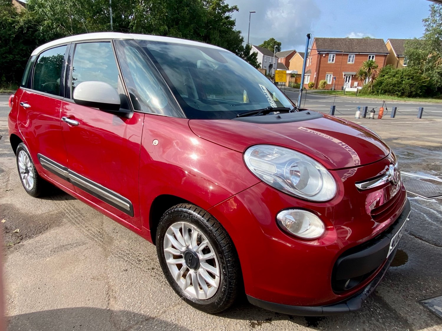 Fiat 500L Listing Image