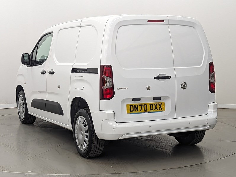 Vauxhall Combo Listing Image