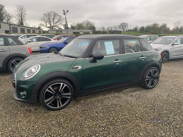 MINI Hatch Listing Image