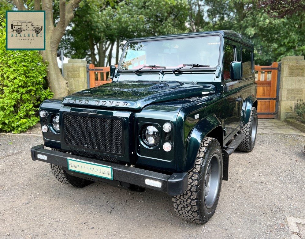 Land Rover Defender Listing Image