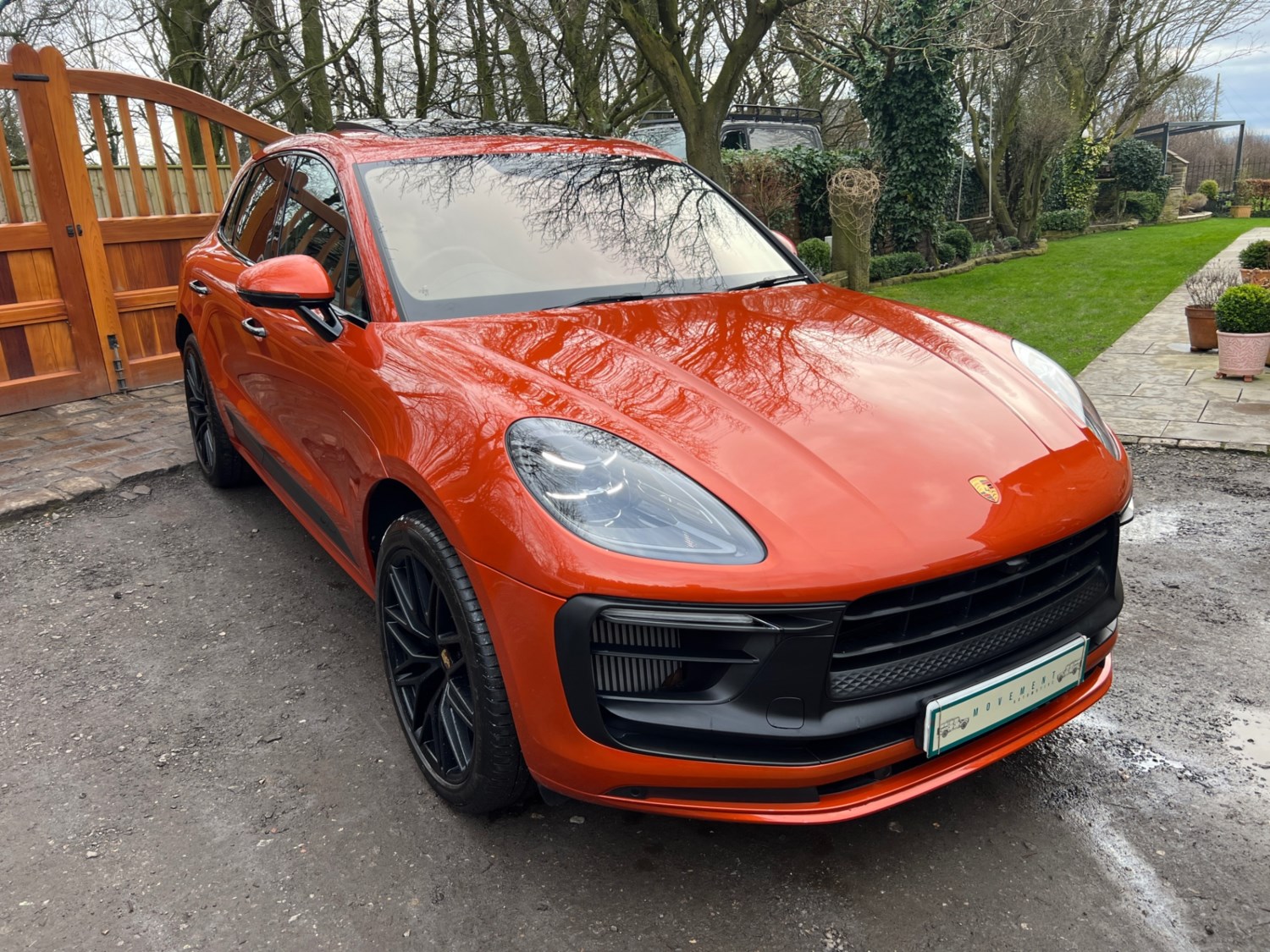 Porsche Macan Listing Image