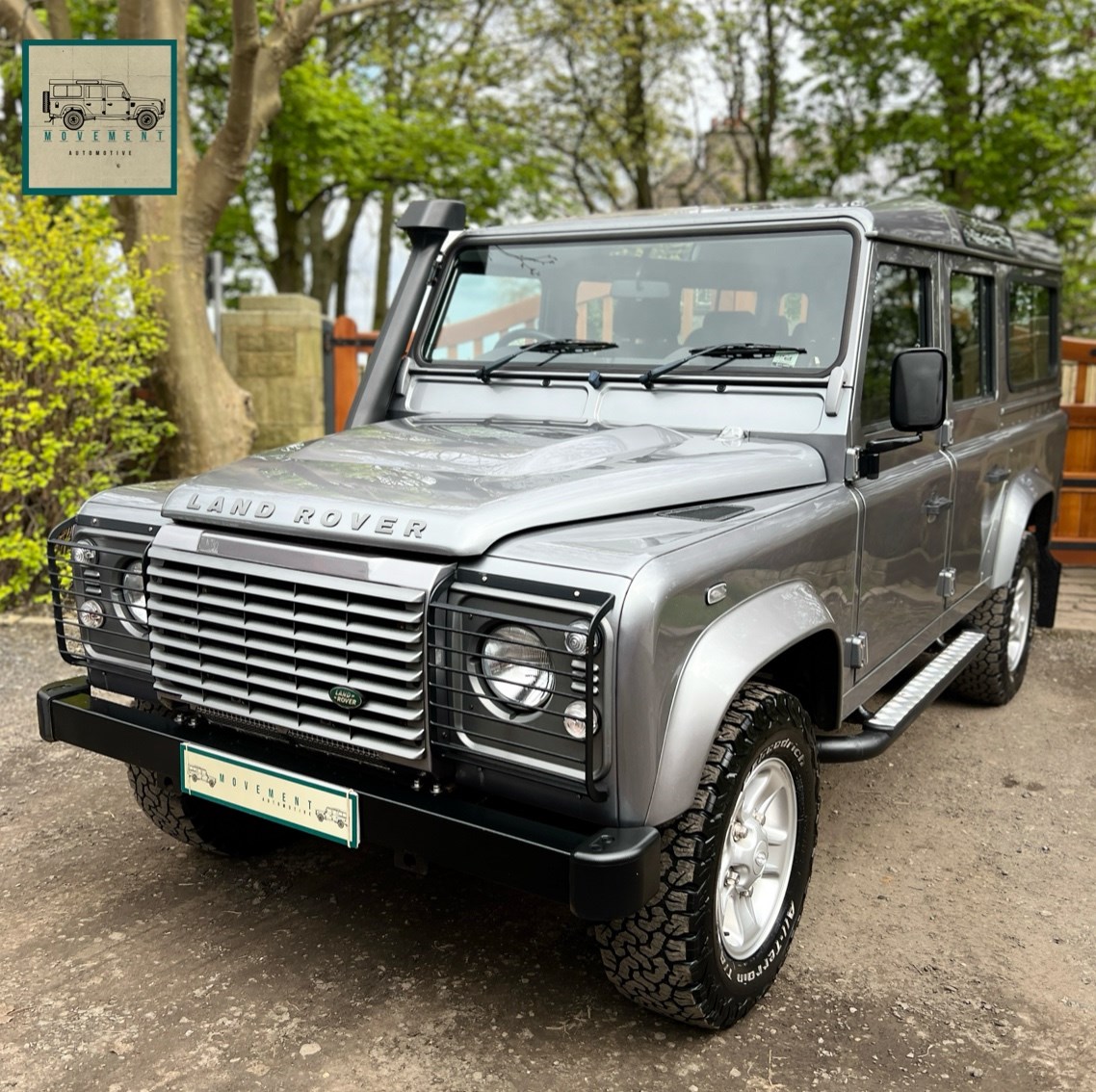 Land Rover Defender Listing Image