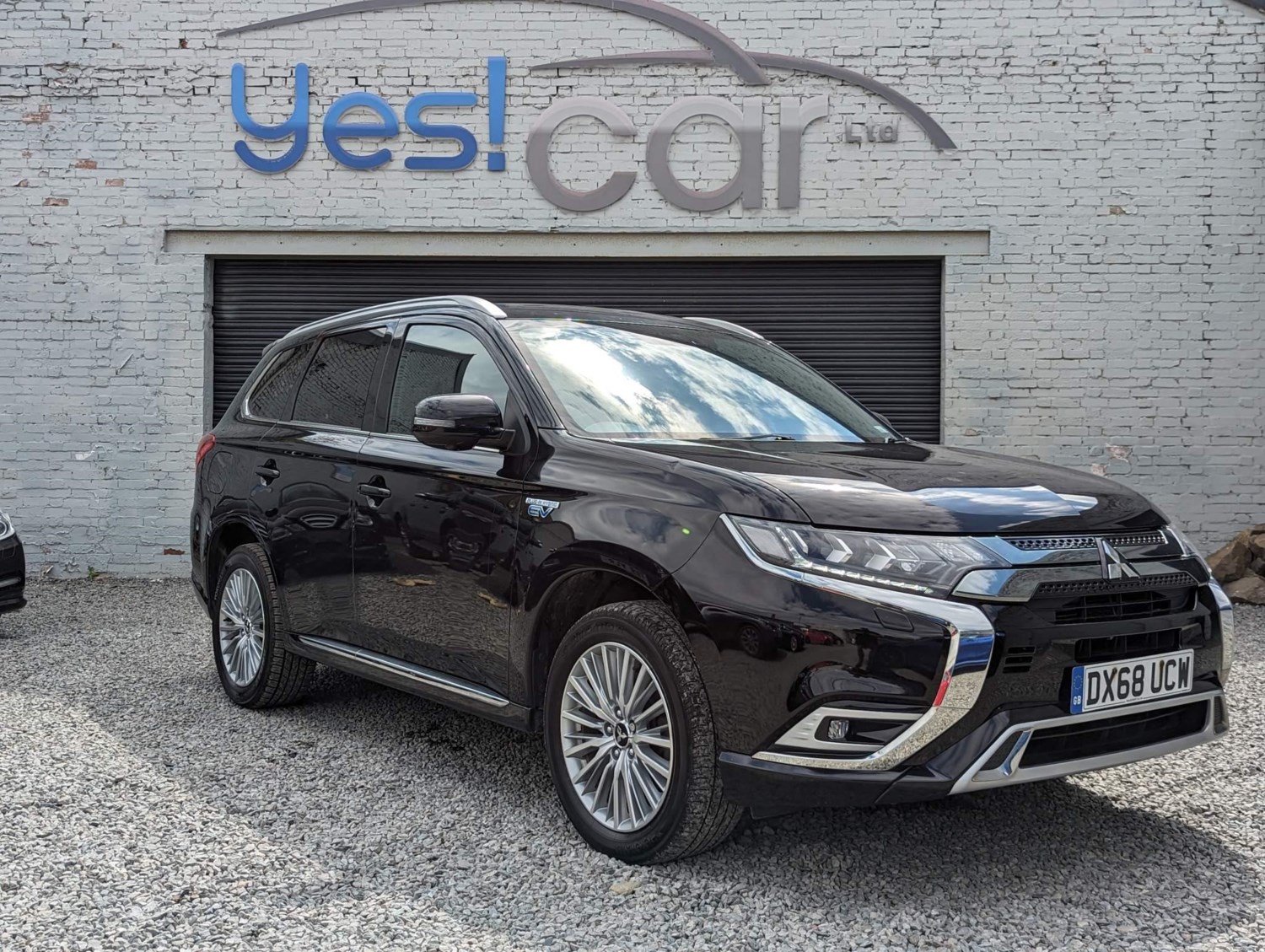 Mitsubishi Outlander Listing Image