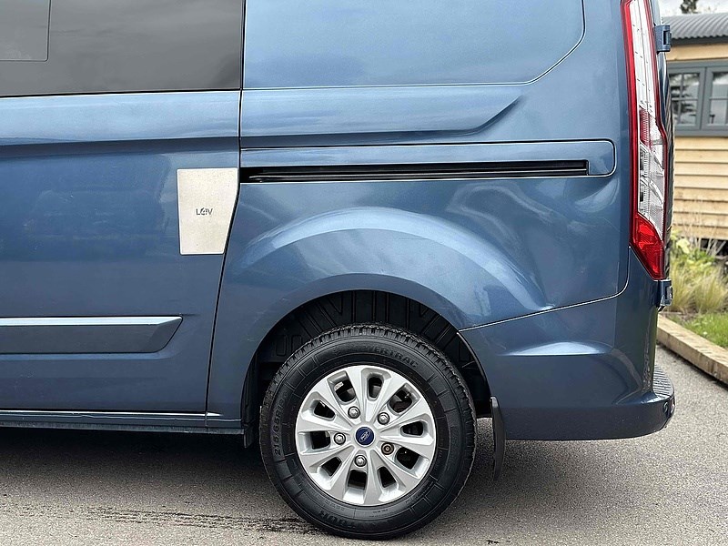 Ford Transit Custom Listing Image