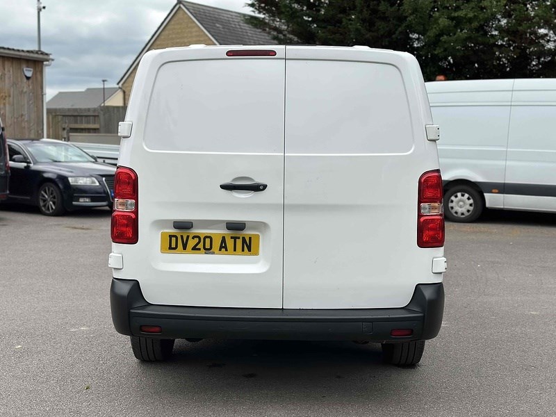 Vauxhall Vivaro Listing Image