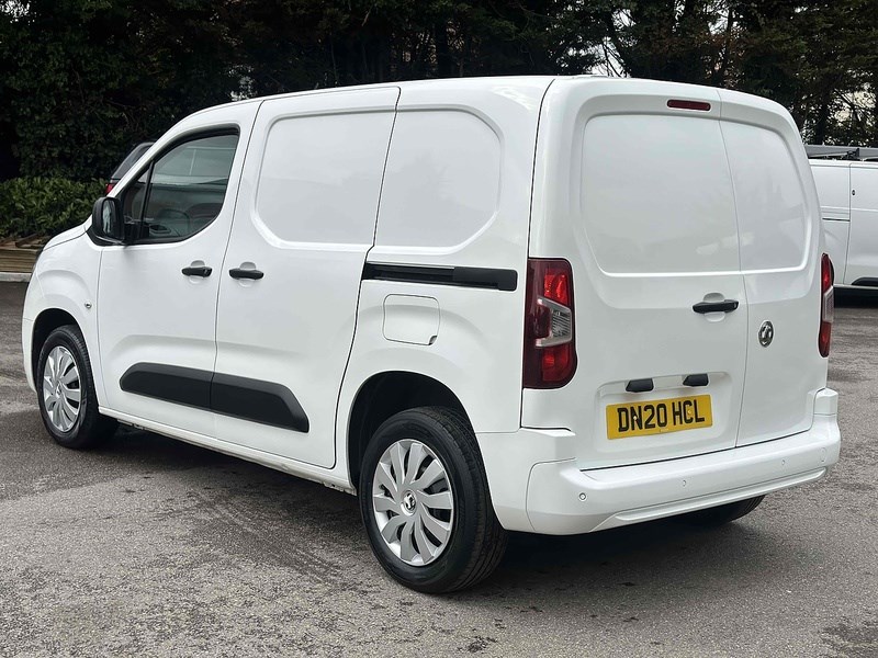 Vauxhall Combo Listing Image