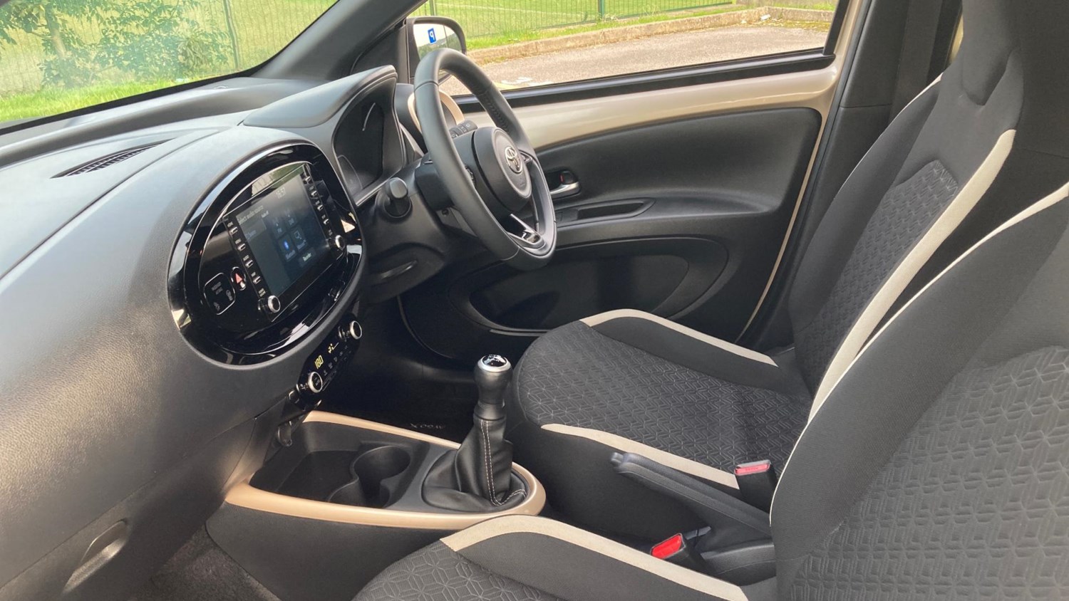 Toyota Aygo X Listing Image