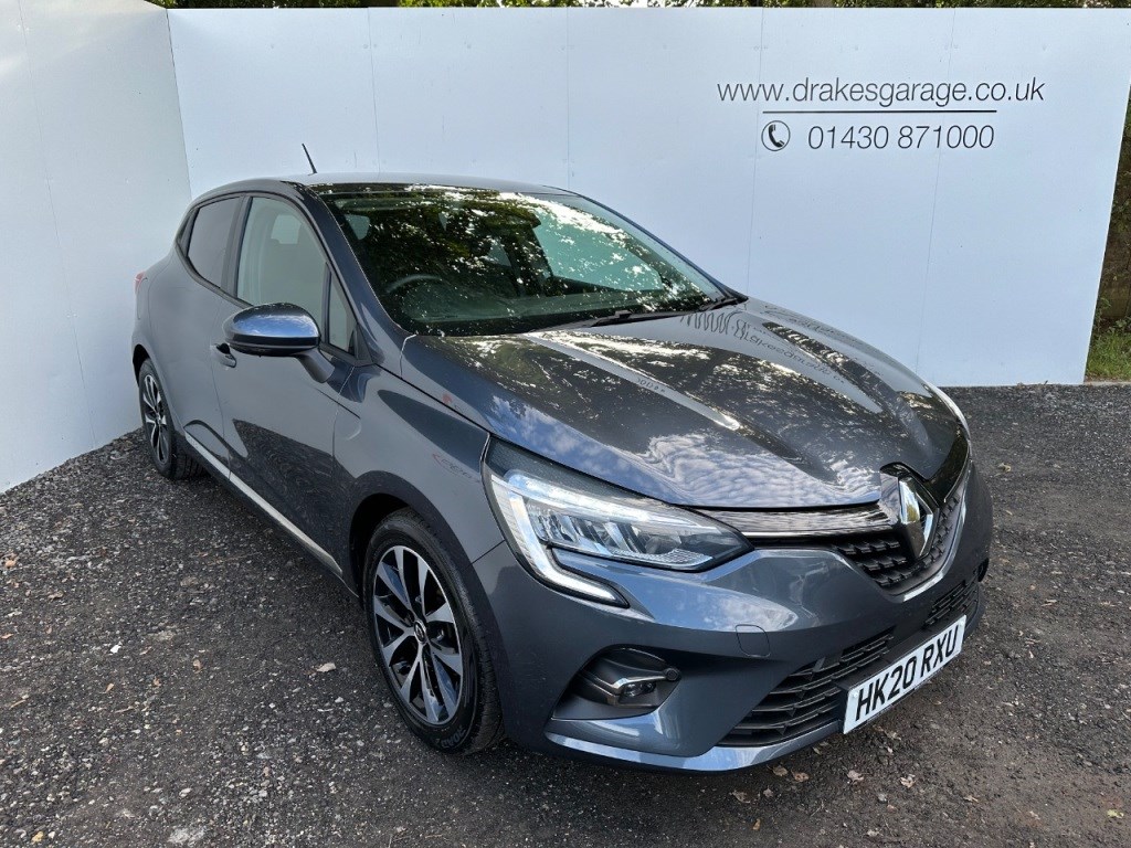 Renault Clio Listing Image