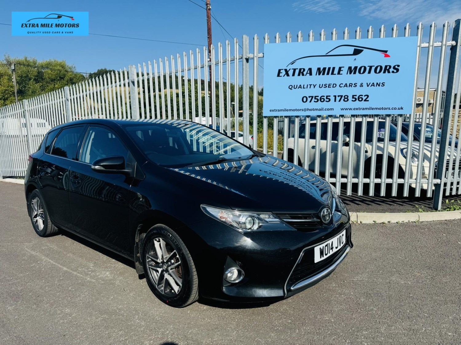 Toyota Auris Listing Image