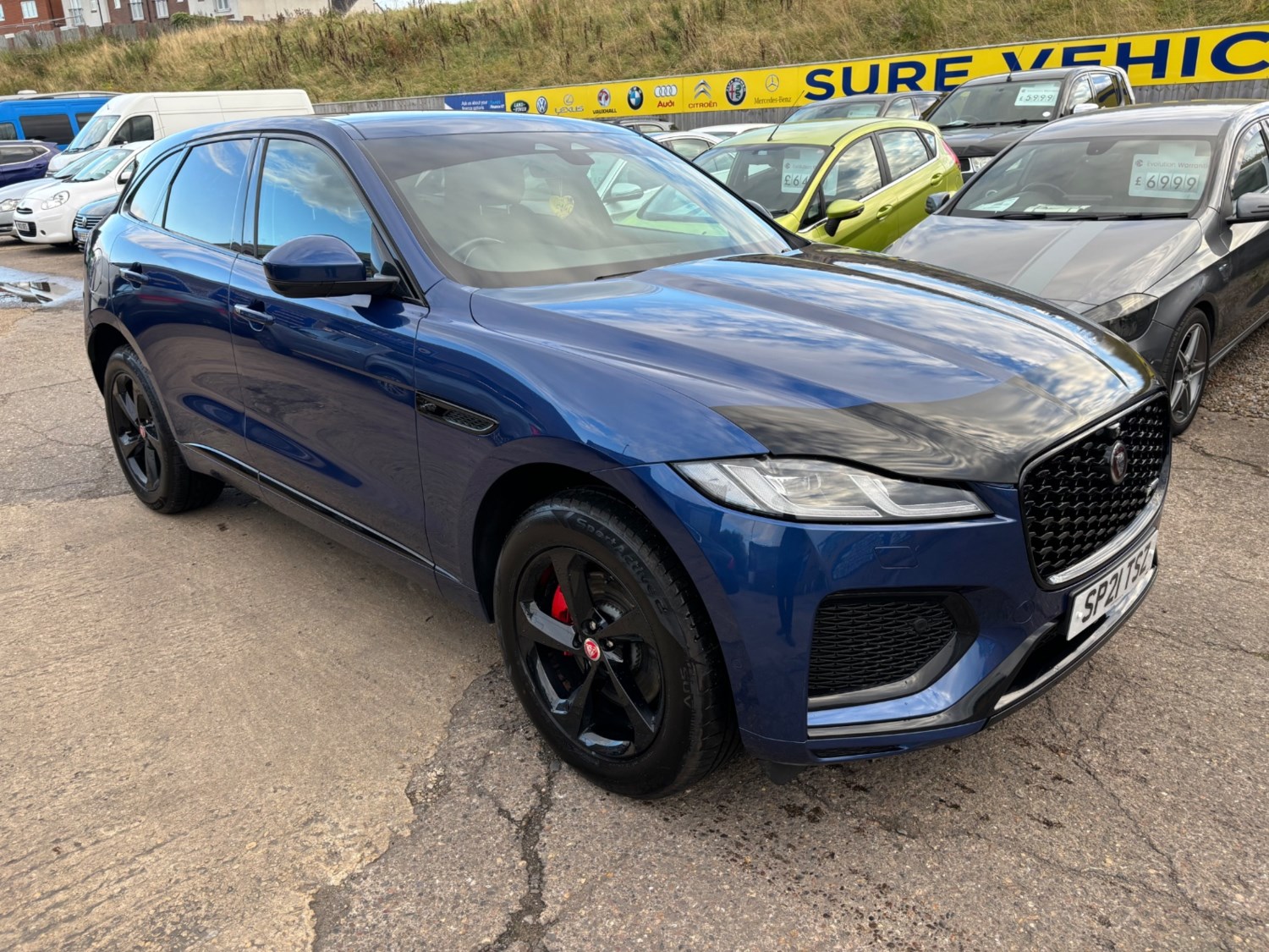 Jaguar F-PACE Listing Image