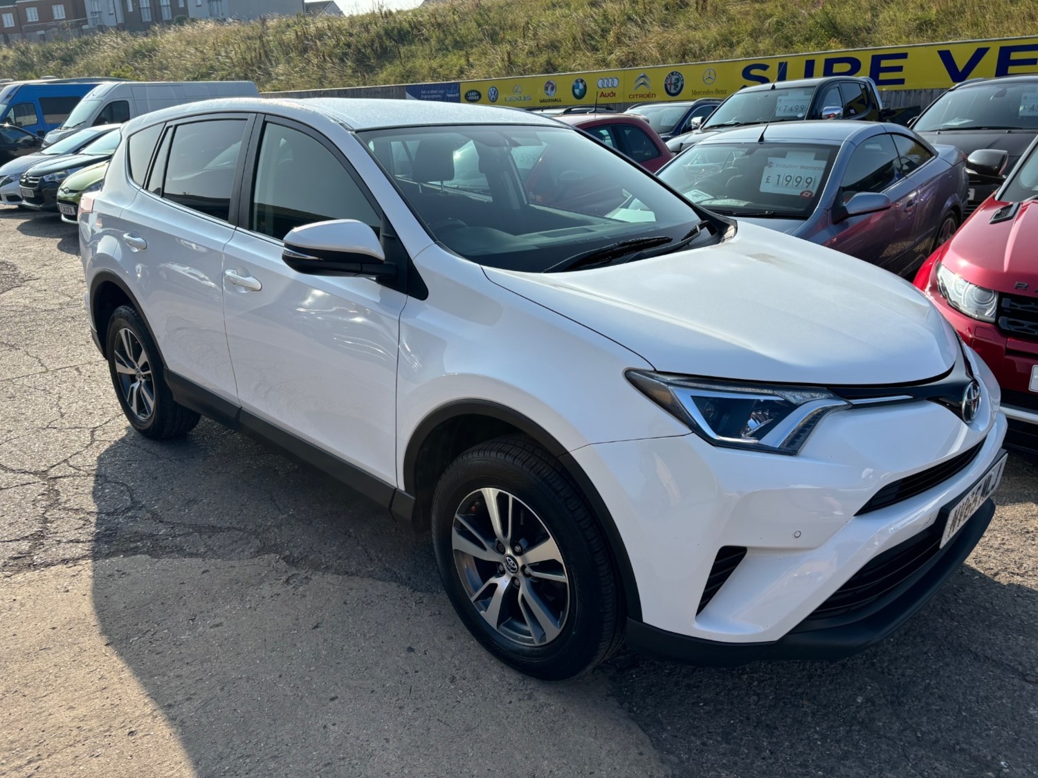 Toyota RAV4 Listing Image