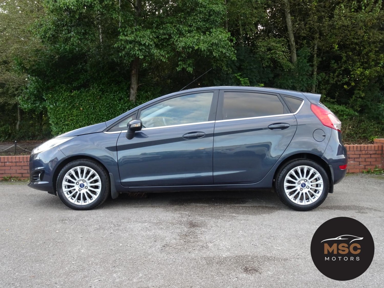 Ford Fiesta Listing Image