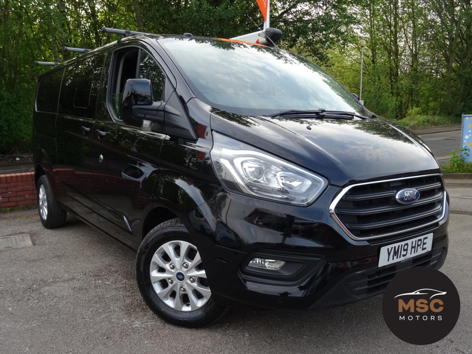 Ford Transit Custom Listing Image