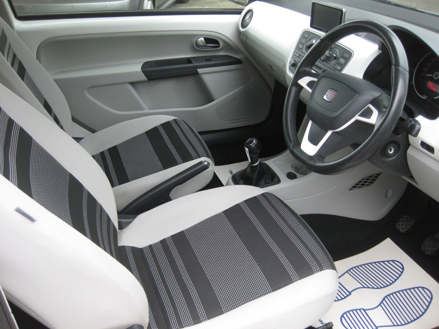 SEAT Mii Listing Image