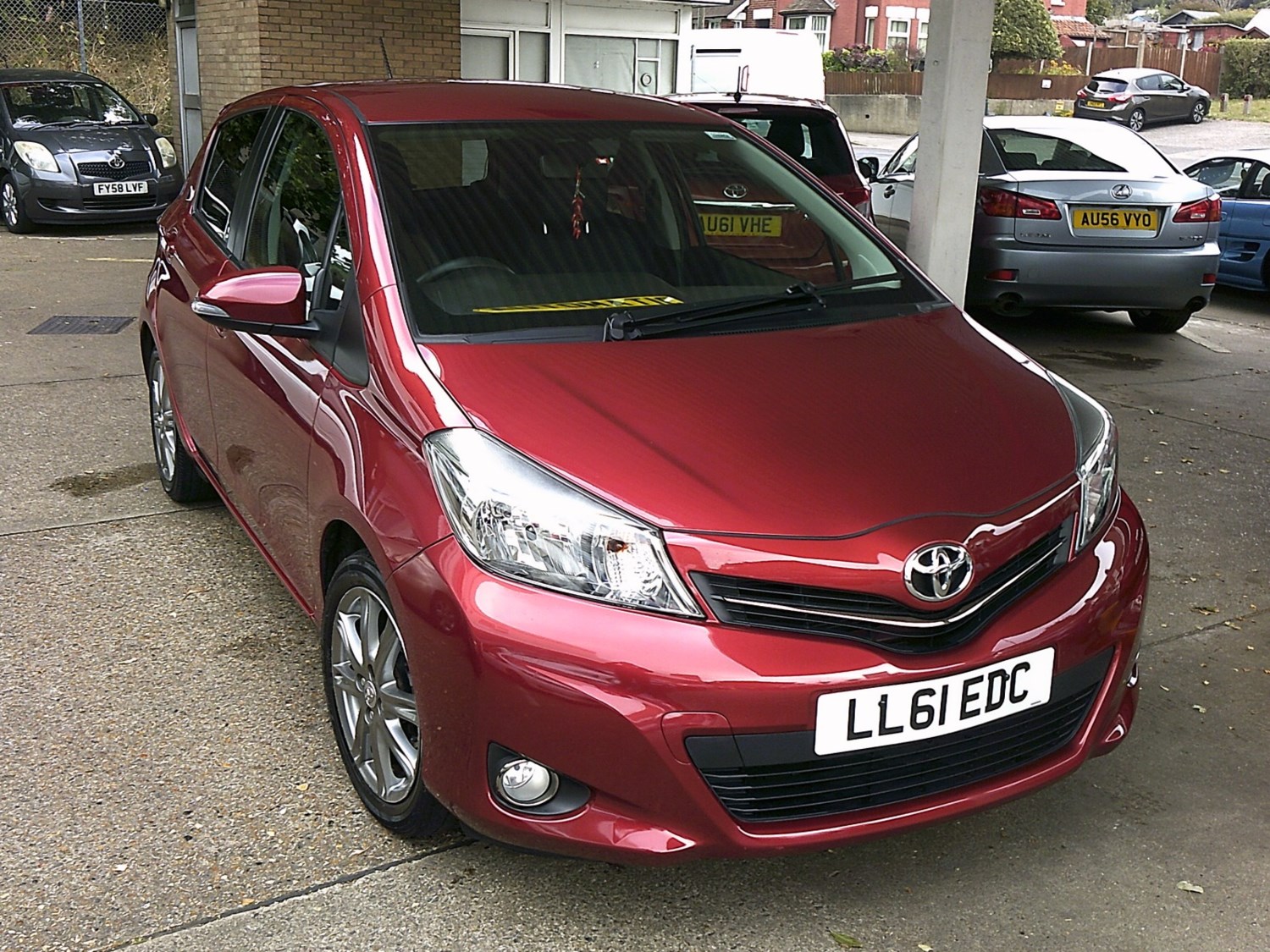 Toyota Yaris Listing Image