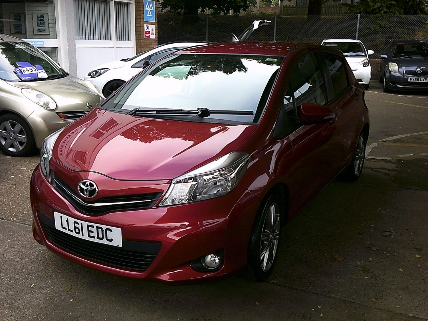 Toyota Yaris Listing Image