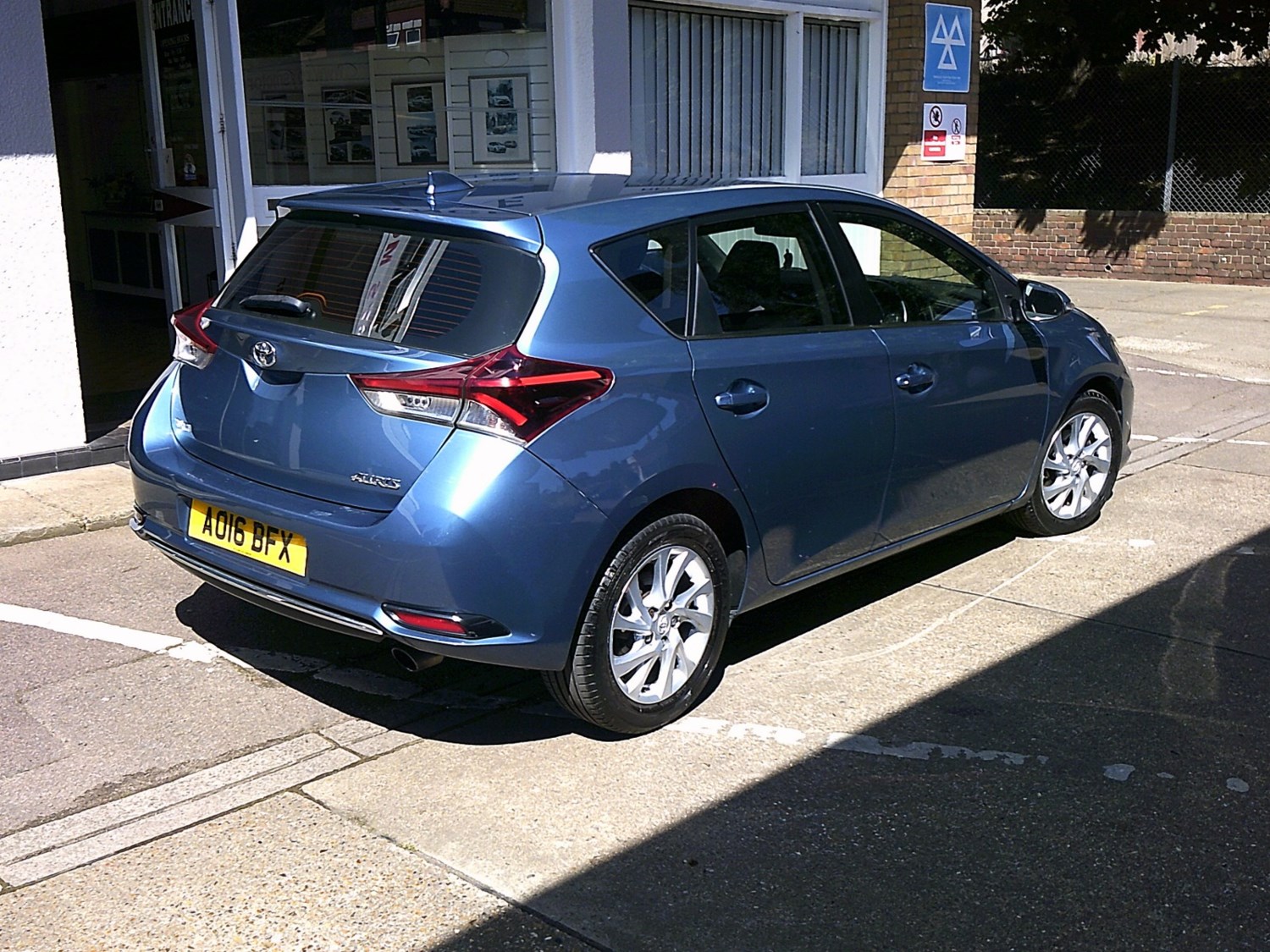 Toyota Auris Listing Image